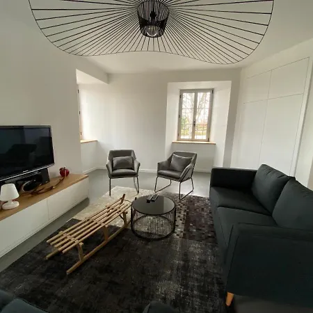 L'estive D'aubrac 3* オーブラック